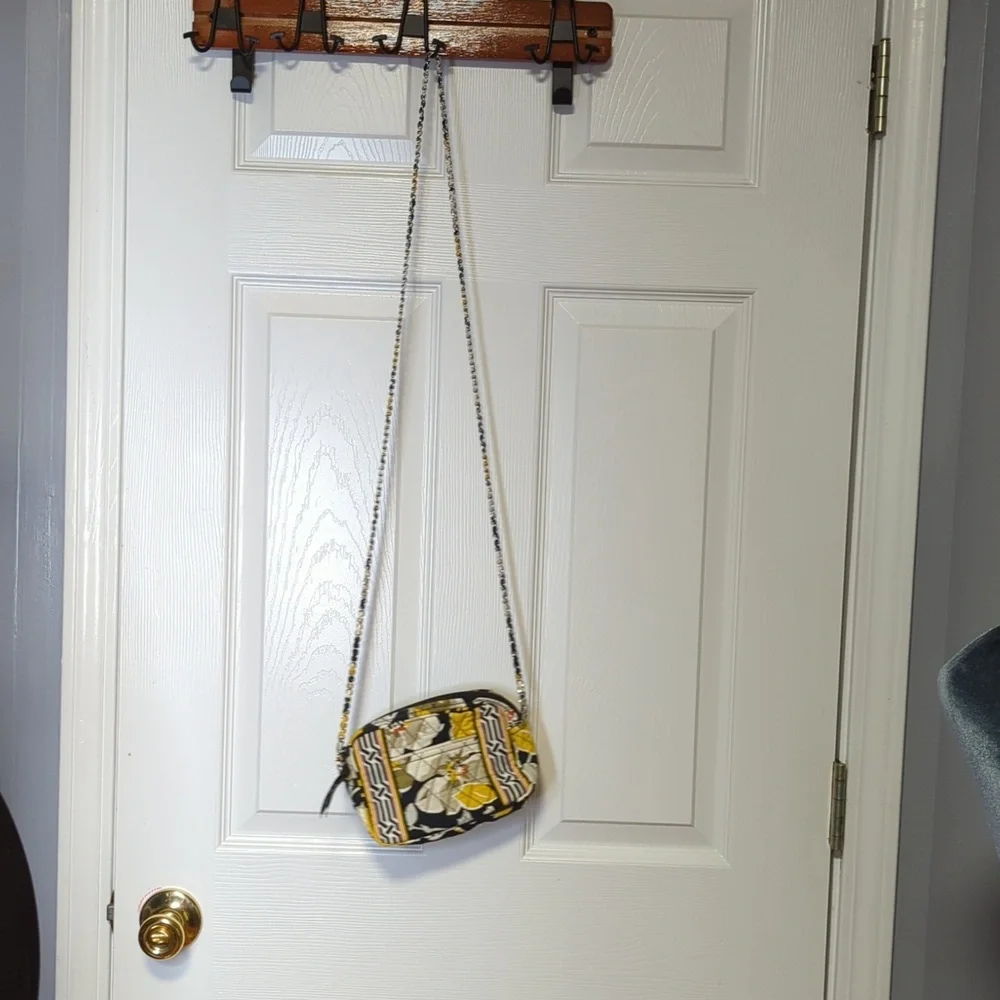 Vera Bradley Mini Chain Crossbody Purse Bag Dogwood Pattern